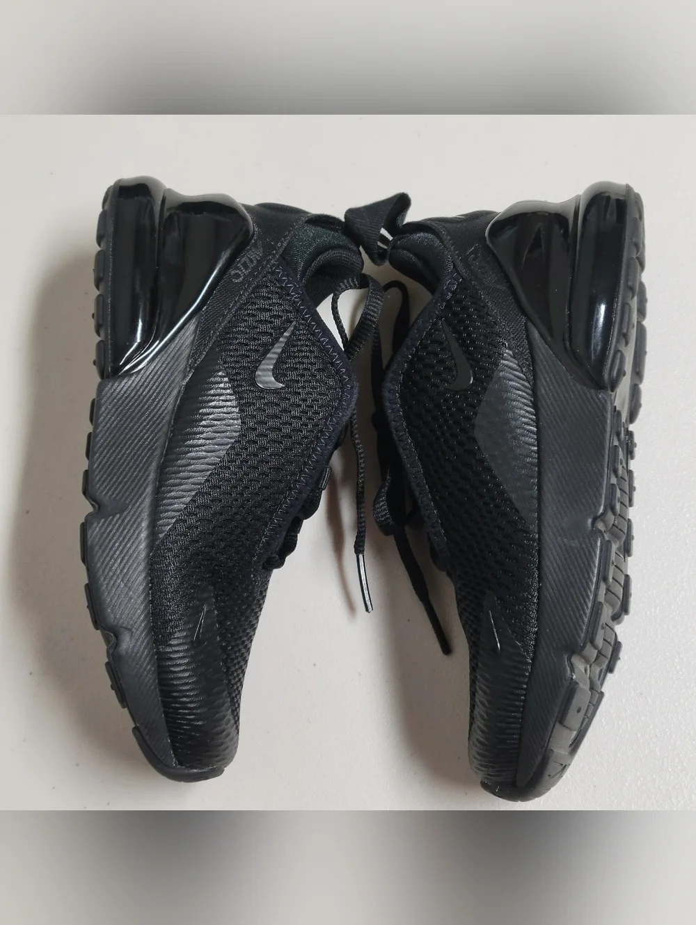 Nike Air Max 270 Little Boys Sneakers Size 12C.
